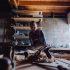 Ponceuse à bande pour couteau : le guide du backstand pour couteliers débutants